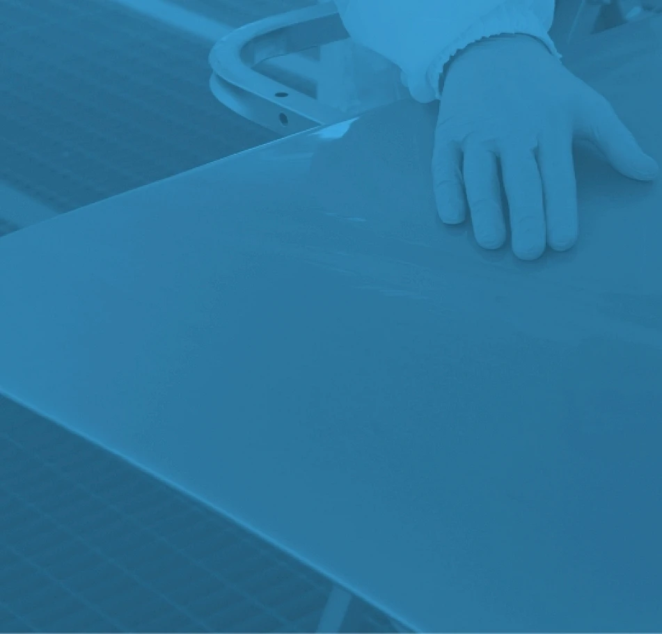 lab pintado besa de defectos